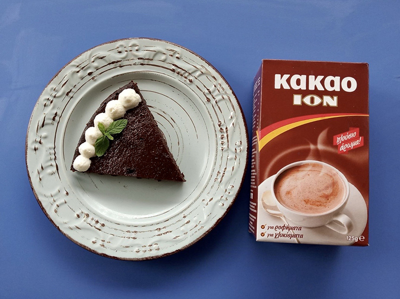 Εύκολη κετογονική σοκολατόπιτα με ΙΟΝ Kακάο