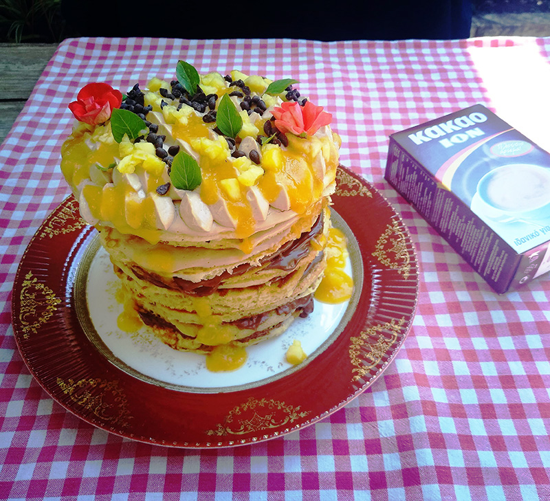 Pancakes τιραμισού με φρούτα