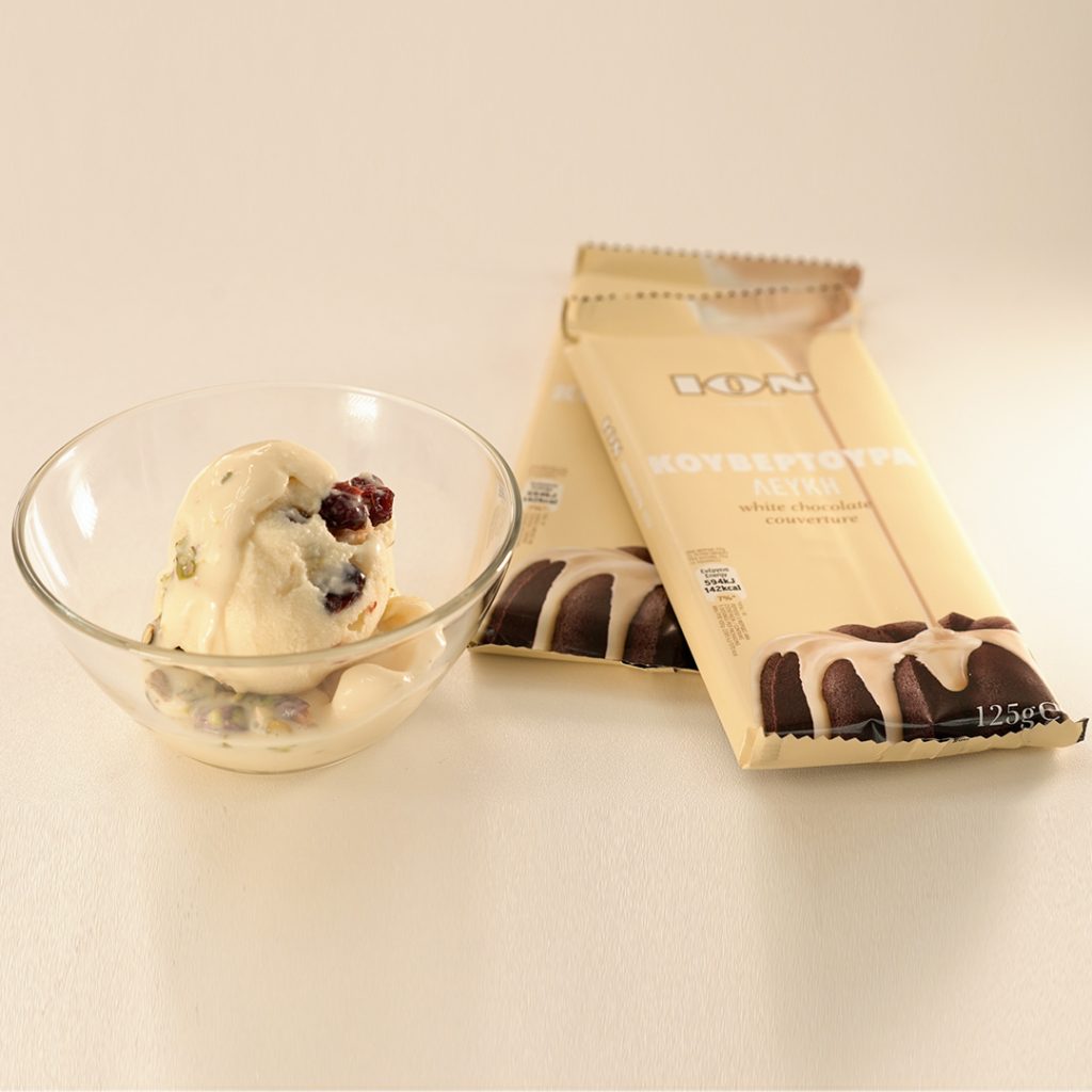 Παγωτό Λευκής Σοκολάτας με Φυστίκι Αιγίνης